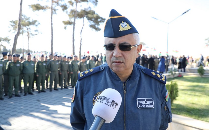 General: "Azərbaycan yeni qırıcı təyyarələr alır"