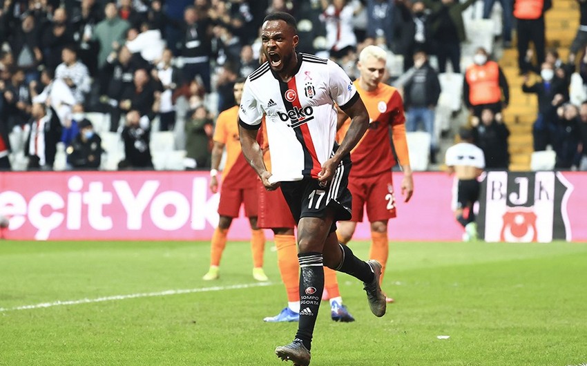 Türkiyə Super Liqası: Larin təkbaşına "Qalatasaray"ı&nbsp;devirdi