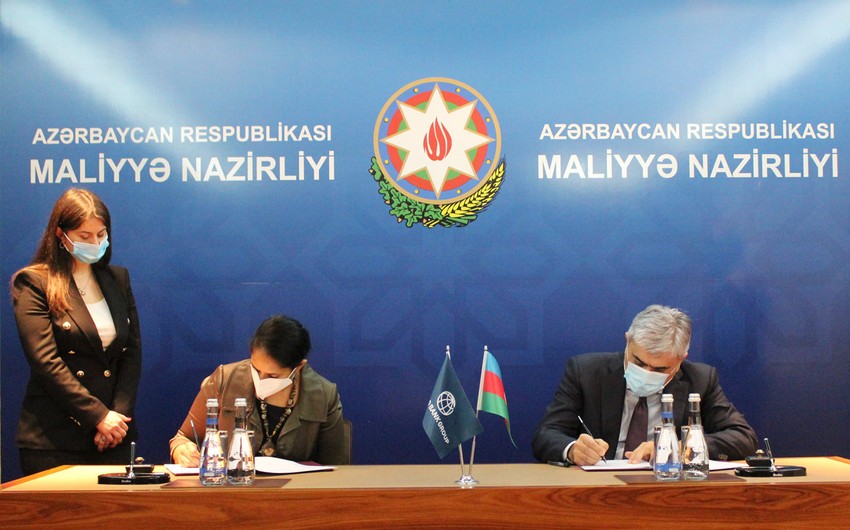 Azərbaycanla&nbsp;Beynəlxalq Yenidənqurma və İnkişaf Bankı arasında&nbsp;kredit müqaviləsi imzalanıb - FOTO