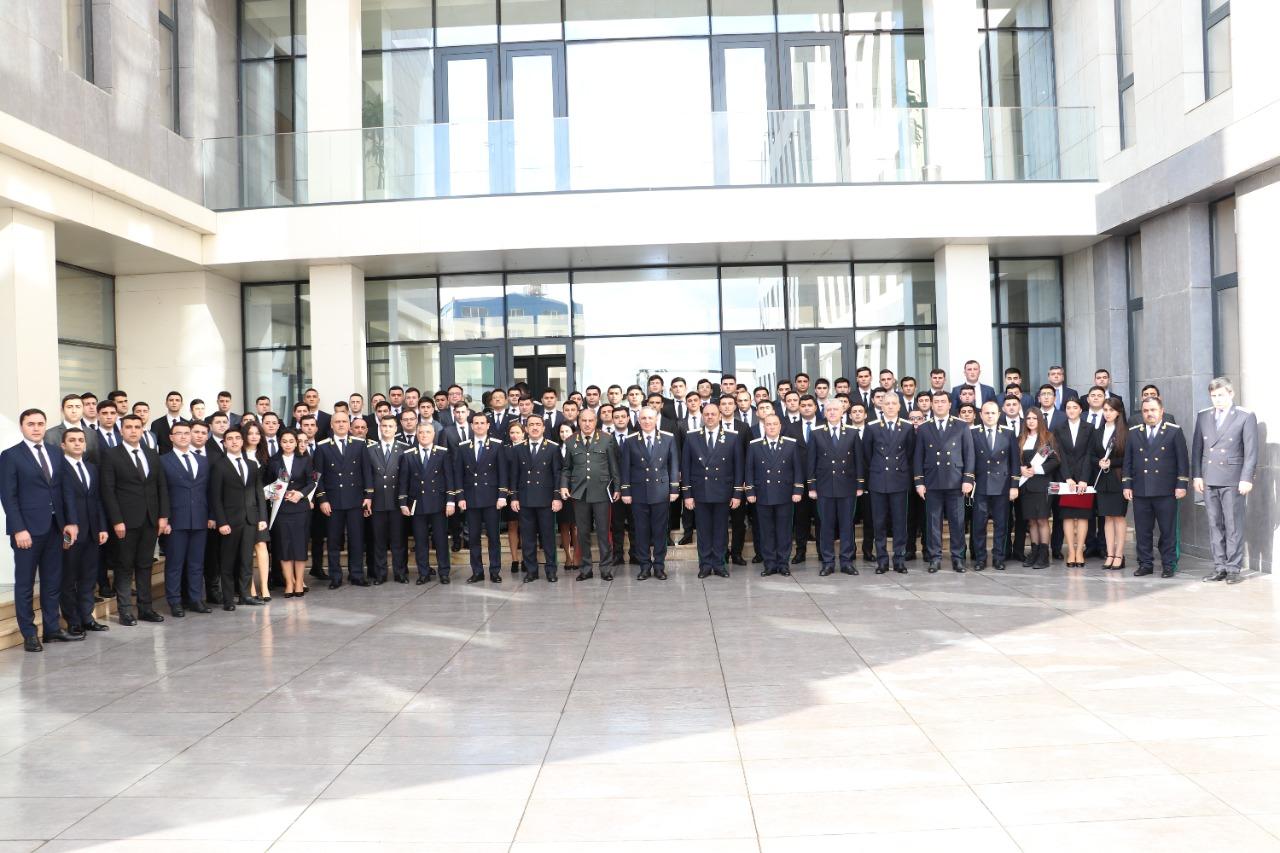 Prokurorluq orqanlarında qulluğa yeni qəbul edilən gənc əməkdaşların andiçmə mərasimi keçirilib