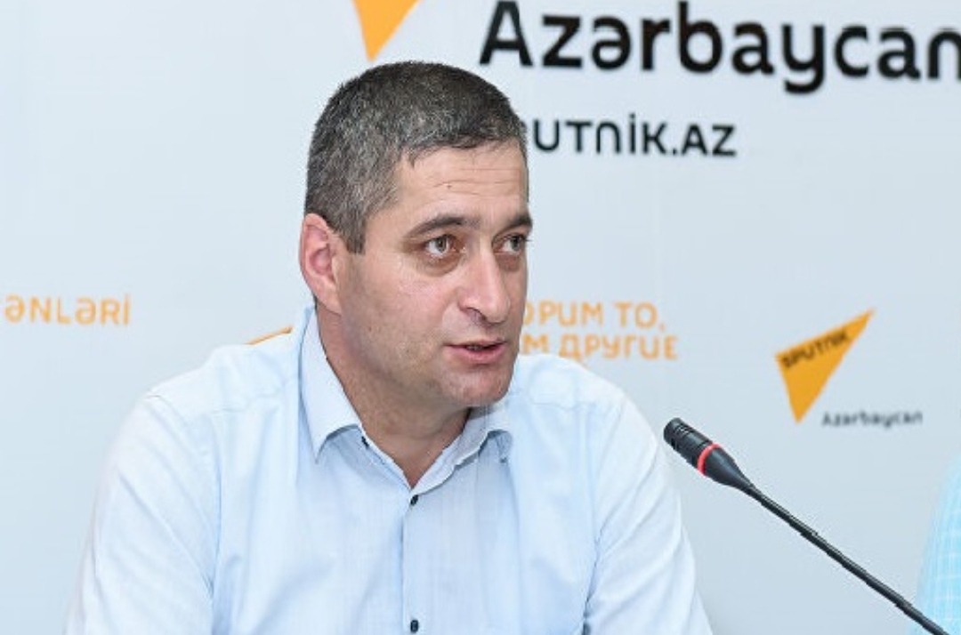 Elşən Qafarov:&nbsp;"Töhmət olunası adım lazımdırsa, bu, təhsil nazirinin özü və onun komandasıdır&rdquo;