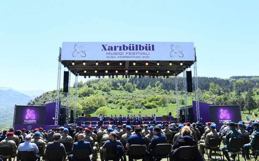 Şuşada keçirilən &ldquo;Xarıbülbül&rdquo; Beynəlxalq Folklor Festivalı başa çatıb