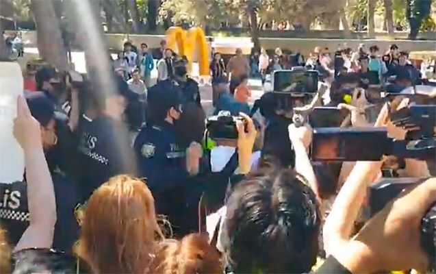 Bakıda bir qrup şəxs aksiya keçirib:&nbsp;&ldquo;Saxlanılan olmayıb&rdquo;