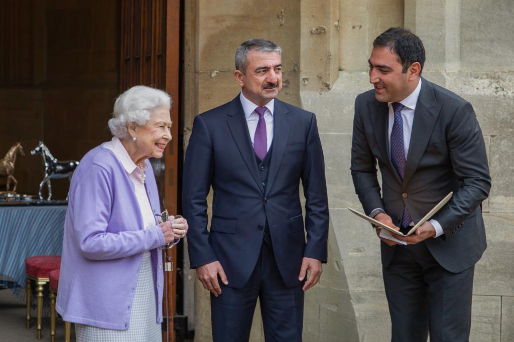 General Elçin Quliyev II Yelizavetaya Qarabağ atı verib - FOTOLAR