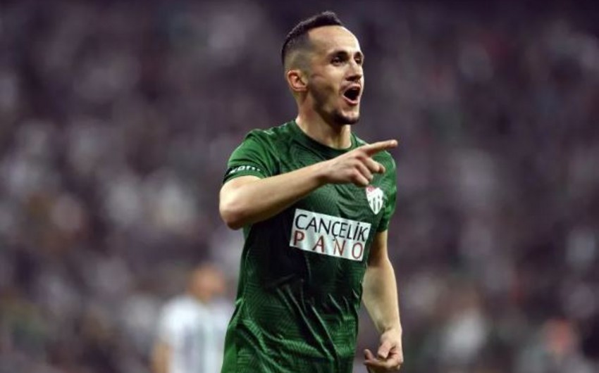 "Bursaspor" Azərbaycan millisinin futbolçusu ilə müqaviləyə xitam verəcək