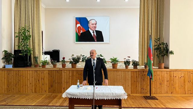 Nəsimi rayonunda növbəti səyyar qəbul keçirilib - FOTOLAR