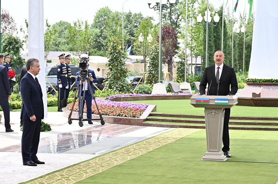 İlham Əliyev Daşkənddə Heydər Əliyev Meydanının açılışında - Çıxışlar/FOTOLAR (Yenilənib)