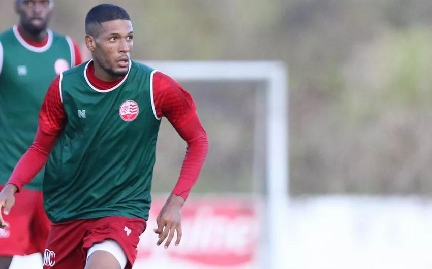 "Qarabağ" bir milyon dollara futbolçu alıb