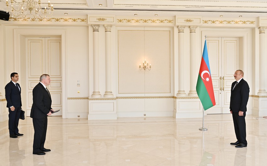 İlham Əliyev iki&nbsp;ölkə&nbsp;səfirinin etimadnaməsini qəbul edib - FOTOLAR (Yenilənib)