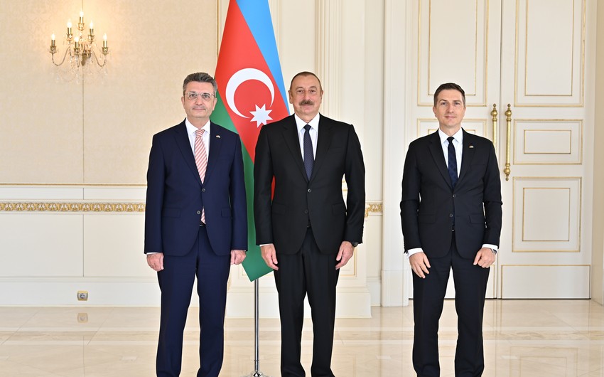 İlham Əliyev Almaniyanın yeni səfirinin etimadnaməsini qəbul edib: "Mən bunu səbirsizliklə gözləyirəm" - FOTO