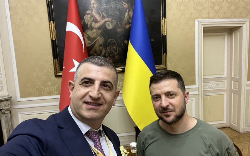 Bayraktar Zelenski ilə görüşüb:&nbsp;&ldquo;Xalqına liderlik, ordusuna ali baş komandanlıq edən..."