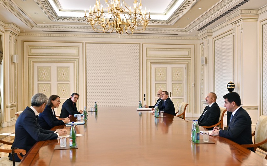 Prezident&nbsp;İlham Əliyev&nbsp;Fransa prezidentinin müşavirini qəbul edib - FOTO