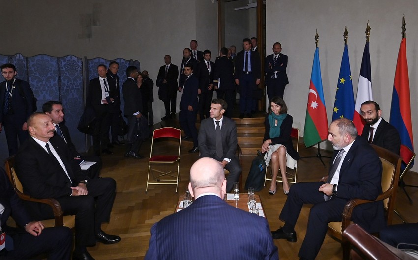 ƏLİYEV, PAŞİNYAN, MAKRON VƏ MİŞEL YENƏ GÖRÜŞDÜ - "Ermənistan Azərbaycanın ərazi bütövlüyünü tanıyıb" - Bəyanat (FOTOLAR)