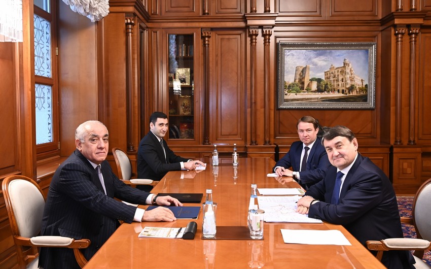 Əli Əsədov Putinin köməkçisi ilə görüşüb - FOTO