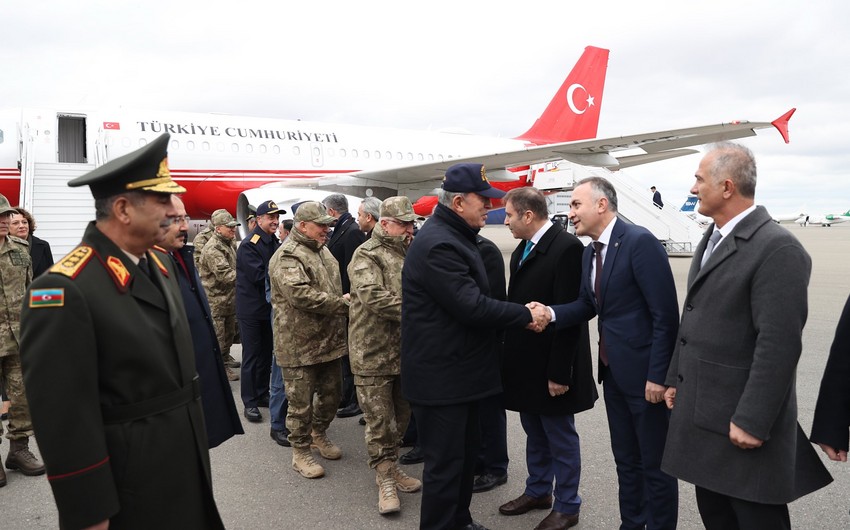 Hulusi Akar Azərbaycana gəldi&nbsp;- FOTO (Yenilənib)