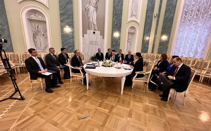 Kamran Əliyev Rusiya və Ermənistan baş prokurorları ilə bir araya gəldi&nbsp;-&nbsp;Moskvada üçtərəfli görüşdə nələr müzakirə edilib?