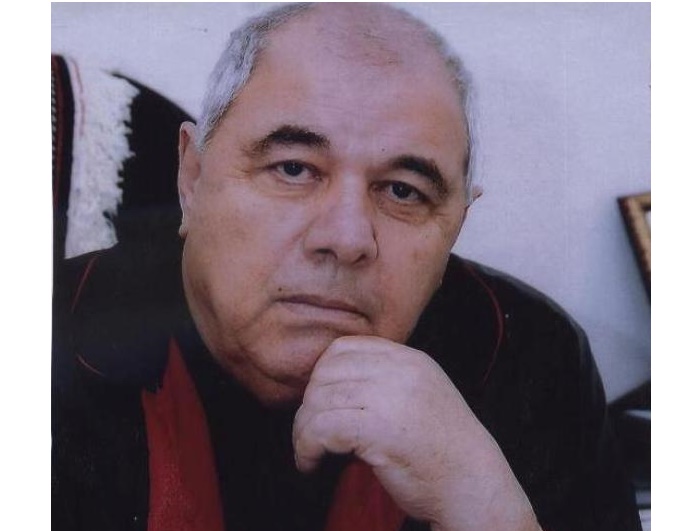 İnsan var tarixdə yaşayır, İnsan var tarix yaradır - Vaqif Şadlinski yazır