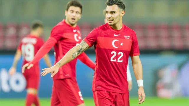 Türkiiyə millisinin müdafiəçisi İtaliyadan ölkəsinə geri dönür