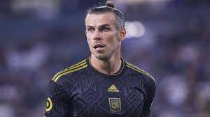 Futbolla vidalaşan məşhur futbolçu yeni yarışa qatılır - Beyldən mesaj