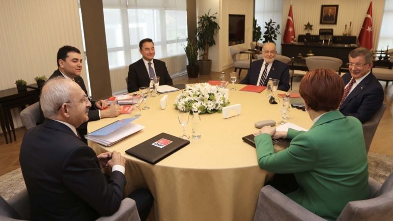 "6-lı Masa"nın 9 saatlıq iclası bitdi - Birgə bəyanat yayıldı, "Ərdoğan namizəd ola bilməz" deyildi