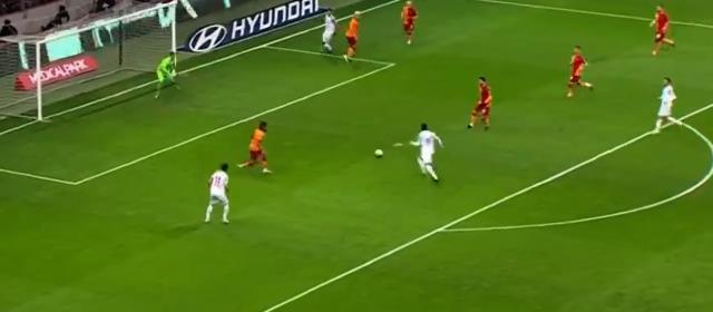 "Qalatasaray" geriyə düşdüyü oyunda qalib gəldi