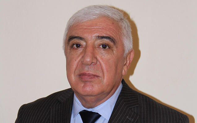 Rüşvətə görə tutulan professoru məhkəmə buraxdı&nbsp;- Dekan kimin qohumudur? (Yenilənib)