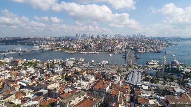 İstanbulda İŞİD-ə qarşı əməliyyatı: 14 nəfər saxlanılıb