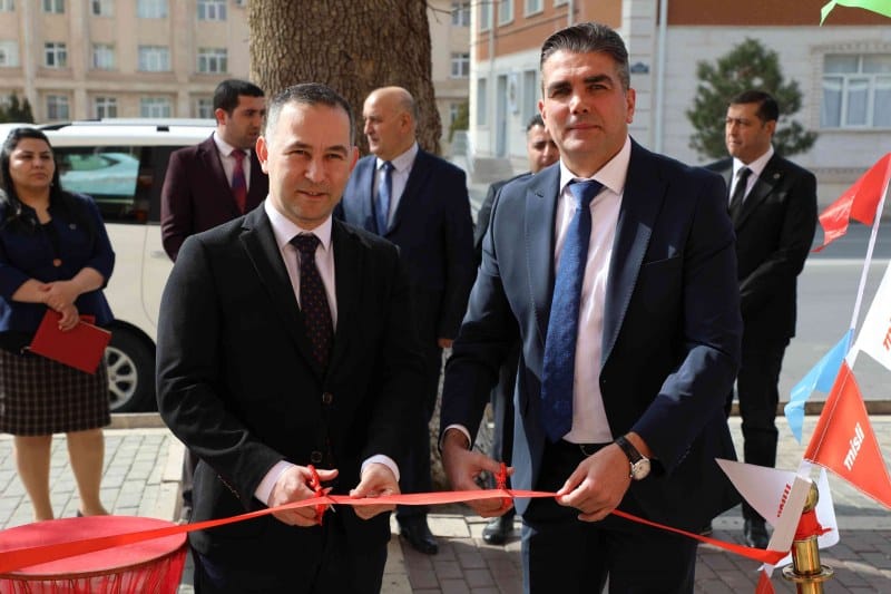 Naxçıvanda &ldquo;Misli&rdquo; və &ldquo;Azərlotereya&rdquo;nın yeni açılan şöbəsi və ya "dövləti udacam" düşüncəsi... - Sabiq deputat və jurnalistlər qumar biznesini "topa tutdu"