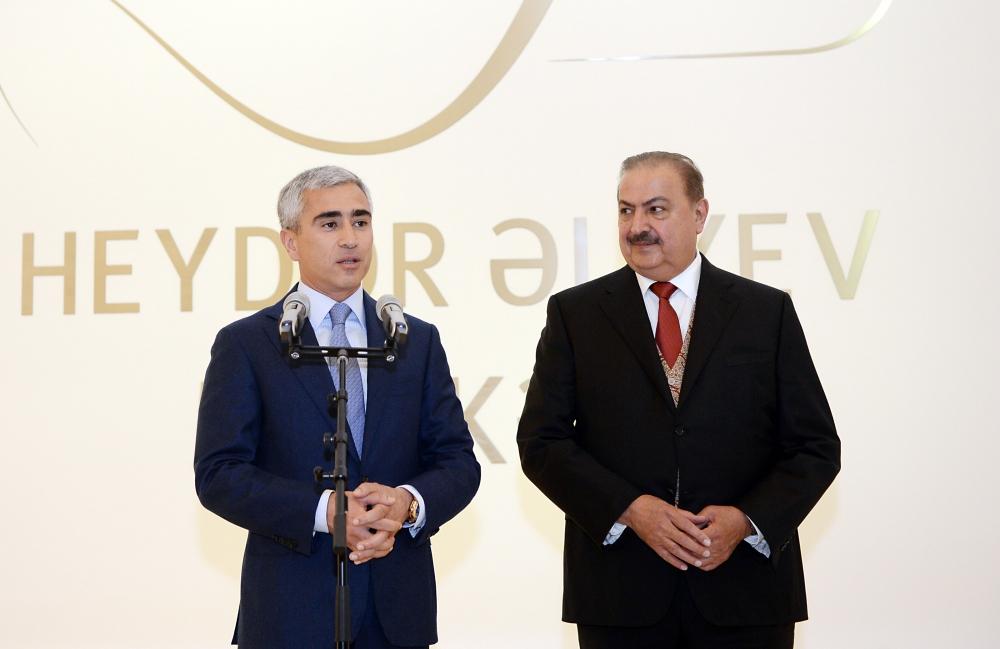 Heydər Əliyev Mərkəzində&nbsp;bəhreynli rəssamın sərgisinin açılışı olub - FOTOLAR