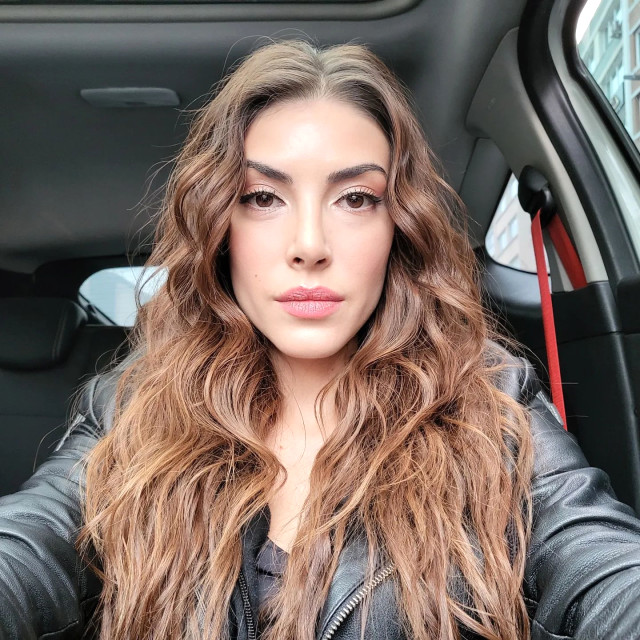 "Təşkilat" serialında gizli seks qalmaqalı: baş rolun ifaçısı ilə rejissor karavanda gizli sevişdiyi anda yaxalanıb