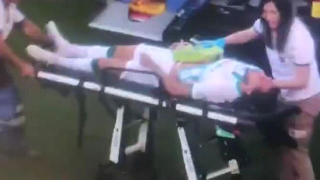 Məşhur futbolçunun qardaşı oyunda infarkt keçirdi, özünə gələn kimi isə.... - FOTO