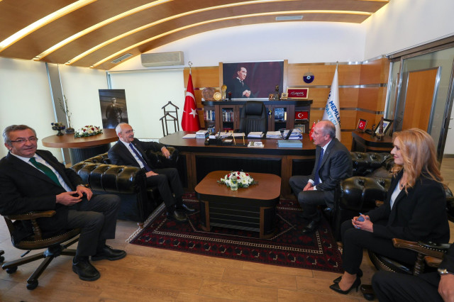 Kılıçdaroğlu Məhərrəm İncə ilə bir arada: "Ərdoğan yorğundur, getməlidir" - "Köroğlu kimi vuruşmaya davam edəcəyik" (Yenilənib)