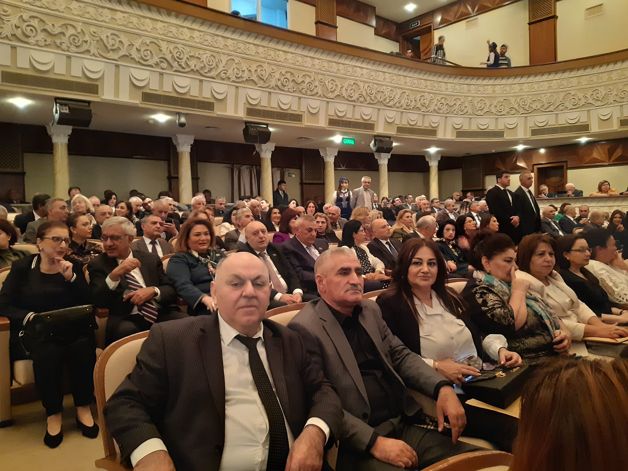 VALEH, SƏNƏ NƏ OLDU?! (Elegiya)