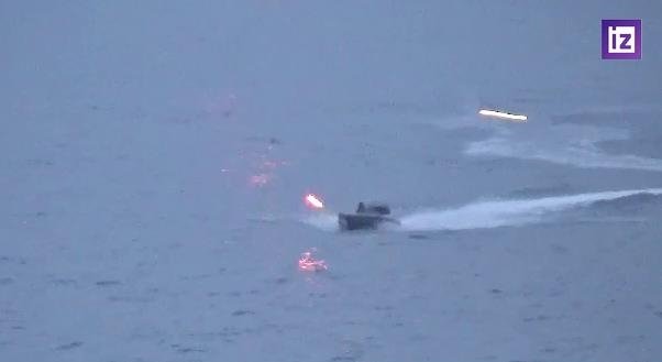 RUS SAVAŞ GƏMİSİNƏ HÜCUM OLDU: Türkiyəyə qaz ötürən hər iki strateji kəmərinə təhlükə yarandı - Hücumun VİDEOSU