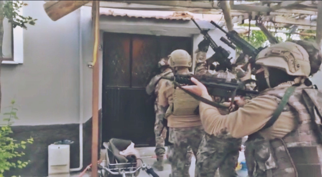 PKK-nın iki tanınmış üzvü təslim olub - Nazirdən açıqlama