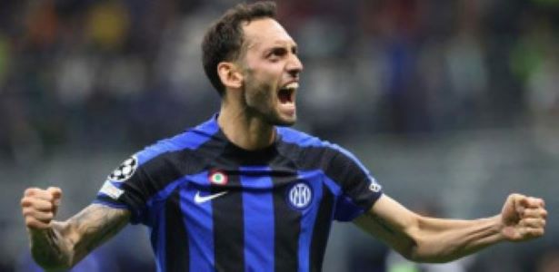 Hakan Çalhanoğlu ilə 4 illik müqavilə imzalandı