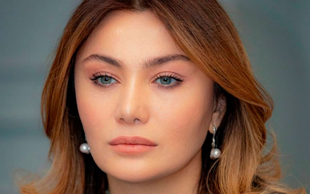 Sabiq deputat müğənni Ruhini "topa tutdu: "Sənə Avropadan o medalı kim verib? Harada top atıbsan?"&nbsp;