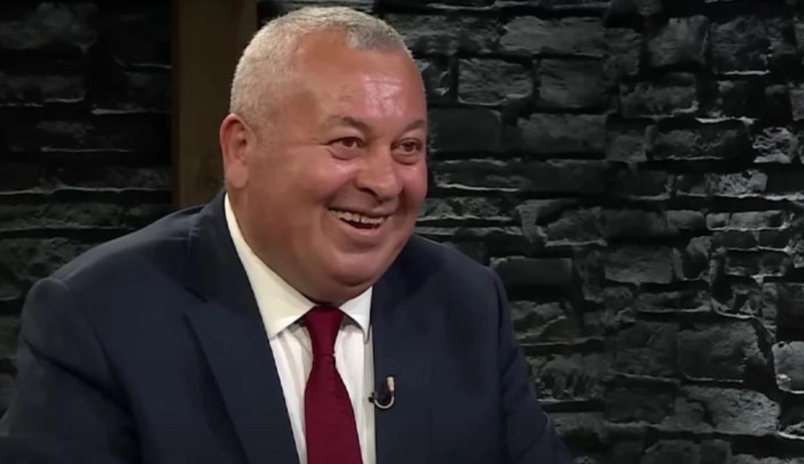 Deputat sabiq naziri hələdəyib: "Bundan sonra sənin Sedat Pekerın mənəm"