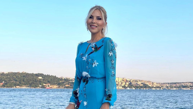 Məşhur Sabançı ailəsinin üzvü İstanbuldakı turist bolluğuna etiraz elədi: "Hər tərəf turist, hamısı da qara geyimdə..."