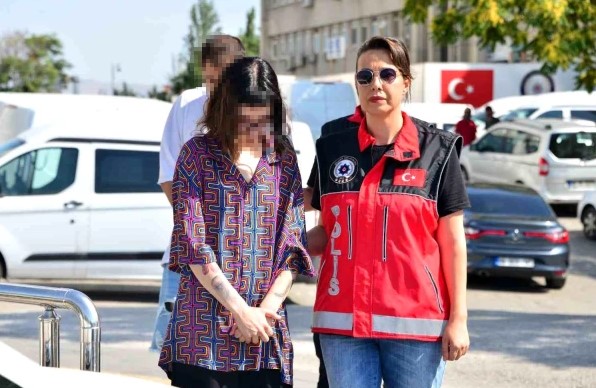 Rejissor və modelə cinayət işi açıldı - Məsciddə çəkilən və daha silinən fotolara görə (FOTOLAR)