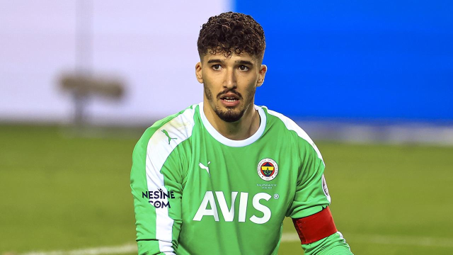 \"Mançester Yunayted\" türk qolkiperlə vidalaşır - Altay Bayındırın yeni komandası...