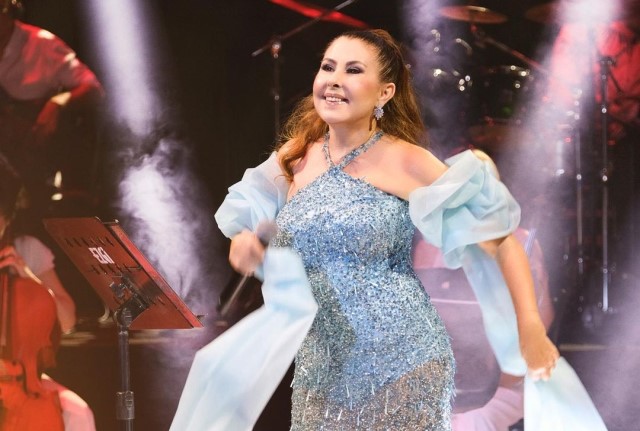 Məşhur müğənni koronavirusa yoluxdu, konserti təxirə salındı - Açıqlama