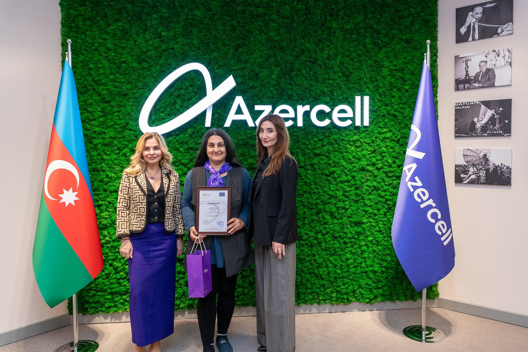 "Azercell"in jurnalistlər üçün təşkil etdiyi növbəti ingilis dili kursları sona çatdı