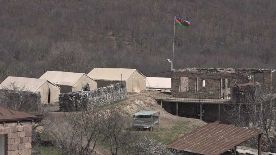 İrəvandan sərhədimizə gətirilən sirli qovluq &ndash; İçində nələr yazılıb?