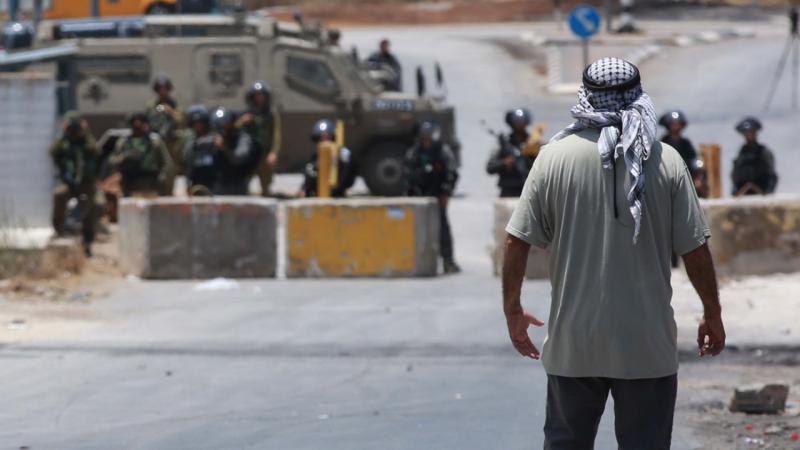 FAT: "İsrail fələstinliləri rəsmi ittiham irəli sürmədən birbaşa həbsxanaya göndərir"