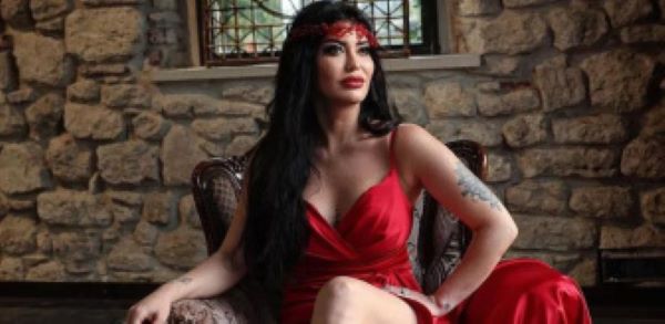 Dilan Polatın şəxsi mühafizəçisi güllələnib - "Üç deyil, 7 güllə sıxılıb, yaxşı baxsınlar"