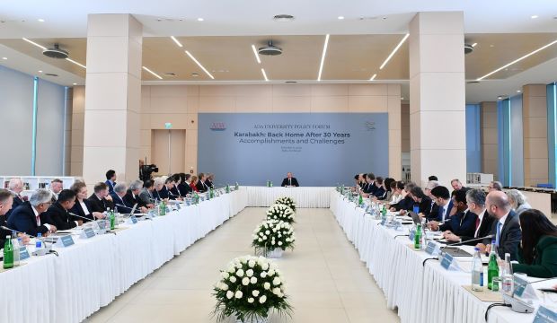 İlham Əliyev: "Biz keçmiş məcburi köçkünləri layiqli iş yerləri ilə təmin edə bilərik"