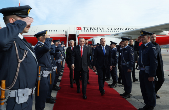 Ərdoğan və heyəti&nbsp;6 il sonra yenidən Afinada: "Burada olmaqdan xoşbəxtəm" - YENİLƏNİB&nbsp;