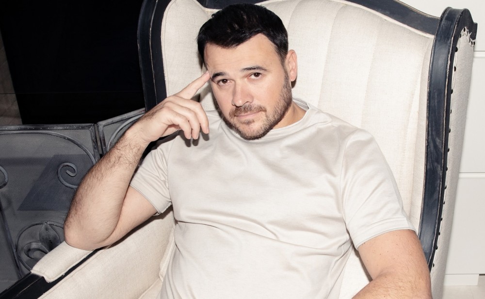 "Ev, maşın, yaxta, təyyarə ala bilərsiniz, ancaq..." -&nbsp;Emin Ağalarov