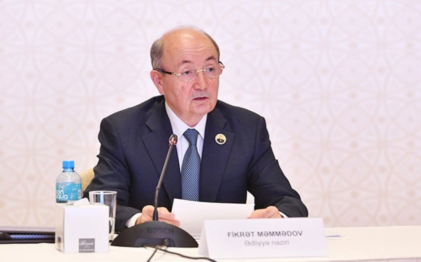 SABİQ NAZİR HAKİM TƏYİN OLUNDU - Milli Məclis təqdimata "hə" dedi, Fikrət Məmmədov kollektivə təqdim edildi (Yenilənib)